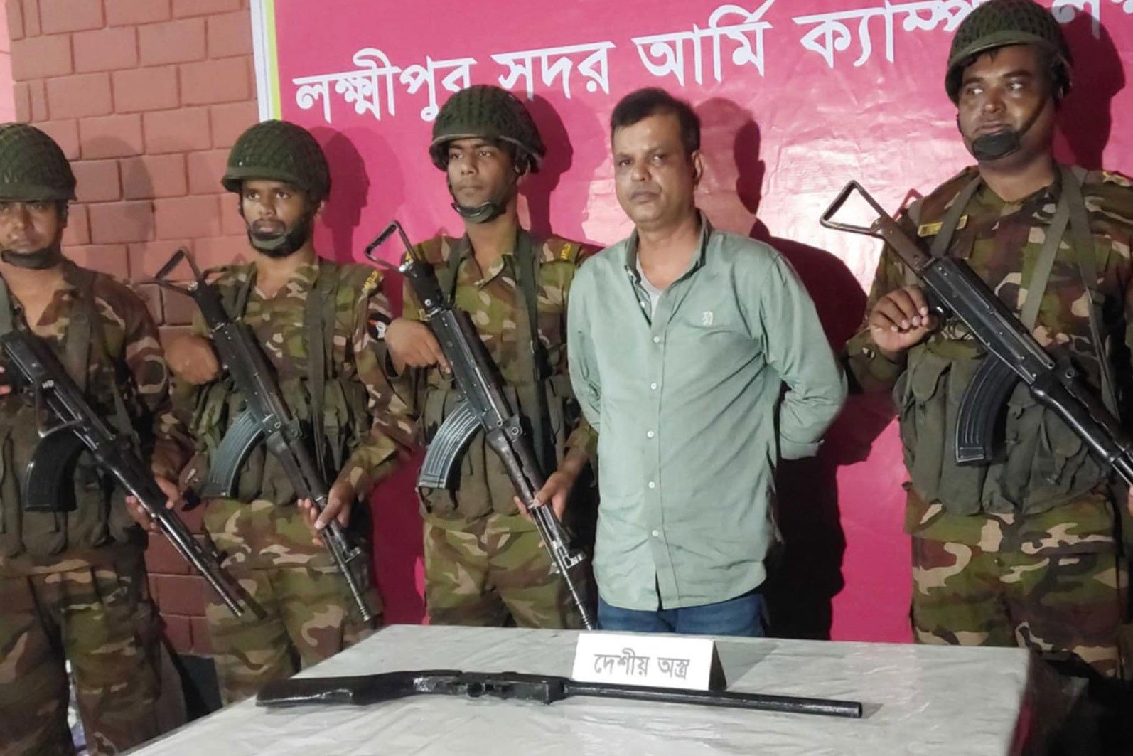 কারাবন্দি সাবেক যুবদল নেতার ফেসবুক স্ট্যাটাসে তোলপাড়!