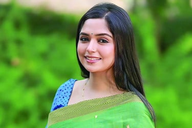 রোমাঞ্চে মগ্ন হিমি