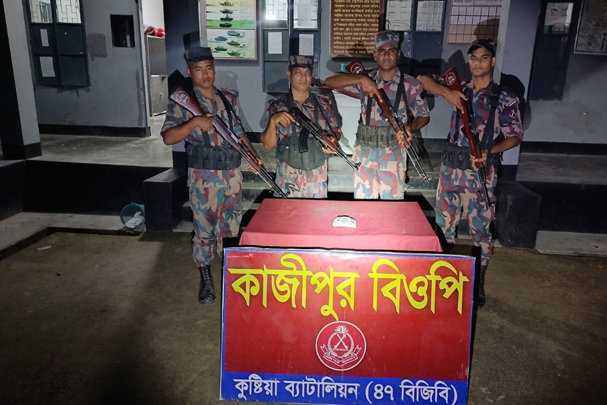 মেহেরপুর সীমান্তে বিজিবির ভারতীয় ওষুধ উদ্ধার