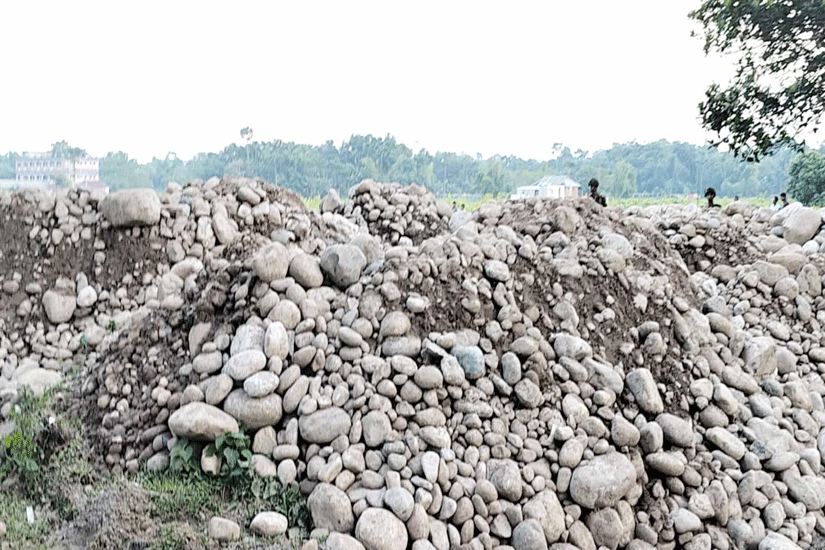 সিলেটে পাথর লুট, রিপোর্ট দিয়েছে তদন্ত কমিটি