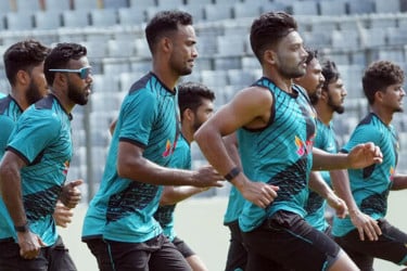 সিলেটে টাইগারদের অনুশীলন