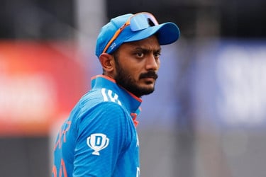 অক্ষরকে সহ-অধিনায়কত্ব থেকে সরানোর ব্যাখ্যা দাবি কাইফের