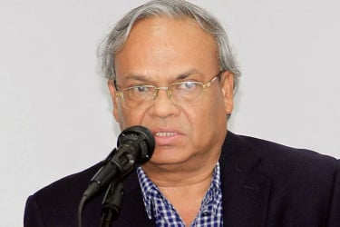 দেশকে ষড়যন্ত্রের অন্ধগলিতে ঠেলে দেওয়া হয়েছে : রিজভী