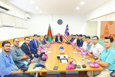 মালয়েশিয়ায় ২৪ লাখ কর্মী নিয়োগের সংবাদটি সত্য নয়:  রাষ্ট্রদূত শামীম আহসান