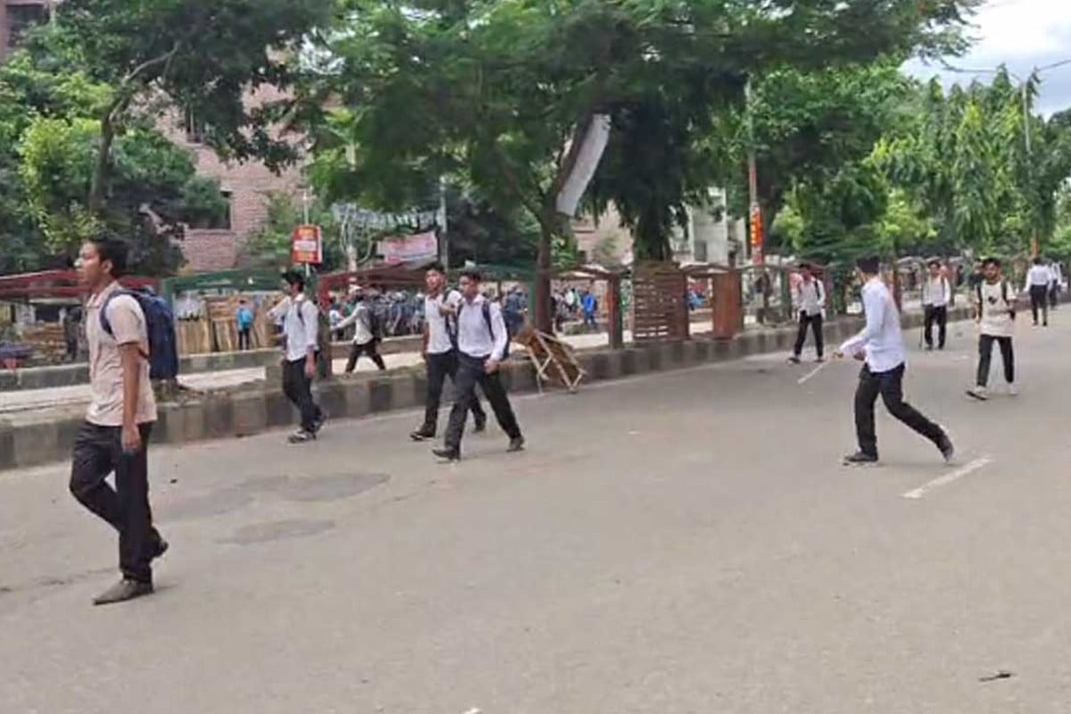 ঢাকা কলেজ ও সিটি কলেজের শিক্ষার্থীদের আবারও সংঘর্ষ