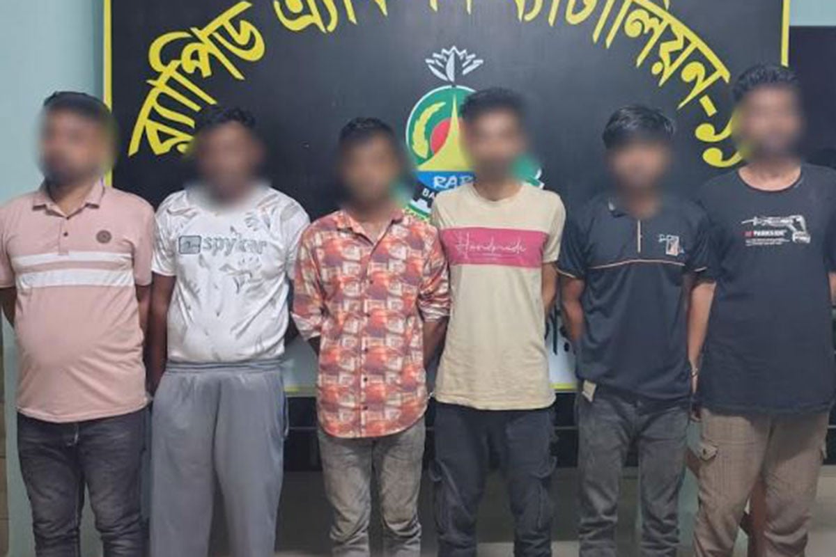 সোনারগাঁয়ে র‌্যাবের অভিযানে বিপুল পরিমাণ মাদকসহ আটক ৬