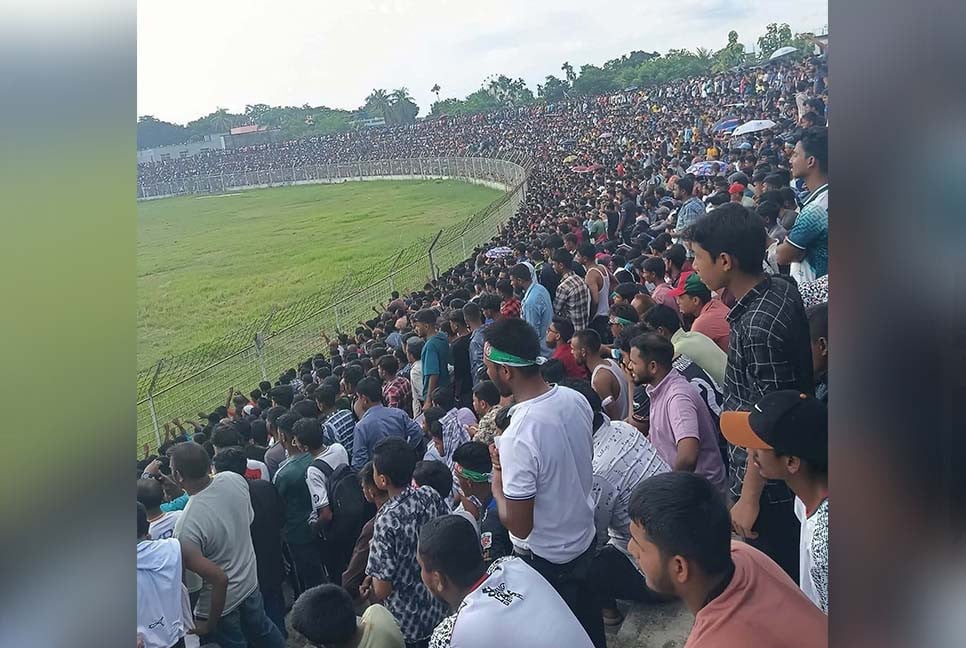 প্রাণ ফিরে পেল রংপুর স্টেডিয়াম!