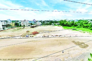 ৩৩ বছর পর তৃতীয় বাস টার্মিনাল