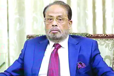 সরকারের ভিতরে সরকার আছে