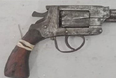 সিলেটে গুলিসহ পিস্তল উদ্ধার
