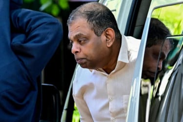 শ্রীলঙ্কায় সরকারবিরোধী বিক্ষোভে দমন-পীড়ন, বরখাস্ত পুলিশপ্রধান রিমান্ডে
