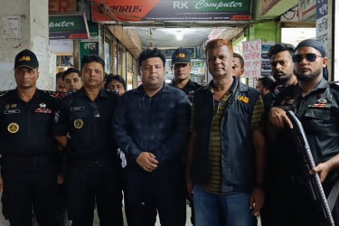 নারায়ণগঞ্জে জাল সনদ তৈরির অভিযোগে জরিমানা