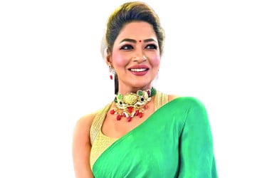 স্পষ্টবাদী বাঁধন