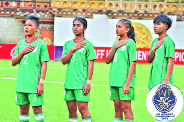 ভারত বধের লক্ষ্য অর্পিতাদের