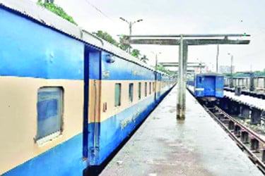 নষ্ট হচ্ছে ১৯ কোটি টাকার ট্রেন ওয়াশিং প্ল্যান্ট
