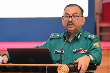 ১৮ সালের নির্বাচনের কলঙ্ক মোচনের প্রস্তুতি নিচ্ছে পুলিশ : ডিএমপি কমিশনার
