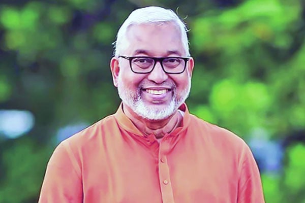 গল্পে গানে নকীব খানের ৫০ বছর