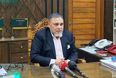 ভোটকেন্দ্র দখলের আশা দুঃস্বপ্ন : সিইসি