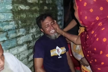 মায়ের মৃত্যু সংবাদে স্ট্রোক করে প্রাণ হারাল ছেলে