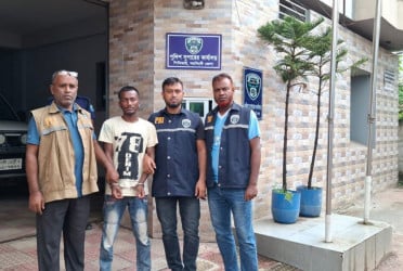 নরসিংদীতে কুপিয়ে হত্যায় গ্রেফতার ২