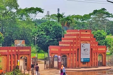 ৩৩ বছর পর জাকসু নির্বাচন: অংশ নেবেন ৭৪০ প্রার্থী
