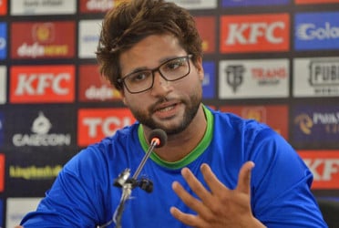 ইংল্যান্ডের মাটিতে ইমামের ব্যাটে রানের স্রোত