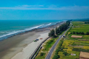সমুদ্র পর্যটকদের জন্য জরুরি নির্দেশনা পর্যটন মন্ত্রণালয়ের
