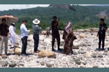 সাদাপাথর পরিদর্শনে মন্ত্রিপরিষদের তদন্ত কমিটি