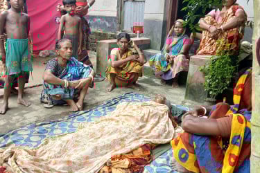 গাইবান্ধায় ট্রাক্টরচাপায় বৃদ্ধার মৃত্যু