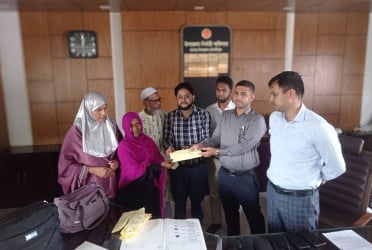 ডাসারে সমাজসেবার উদ্যোগে সুদমুক্ত ক্ষুদ্র ঋণ বিতরণ