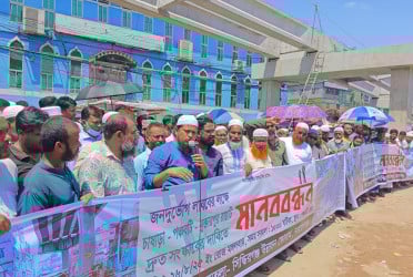 নারায়ণগঞ্জের চাষাঢ়া-মুক্তারপুর-পঞ্চবটি সড়ক দ্রুত সংস্কারের দাবি