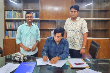 গোবিপ্রবি ও ইন্দোনেশিয়ার সুরাকার্তা ইউনিভার্সিটির মধ্যে সমঝোতা স্মারক সই