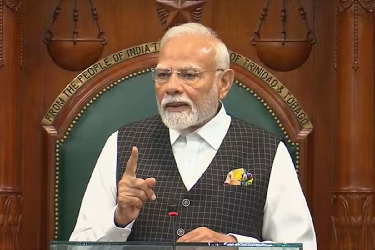 ভারতের ওপর মার্কিন শুল্ক কার্যকর, কী করবেন মোদি?