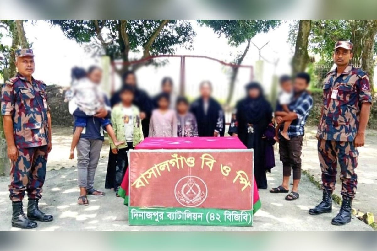 ঠাকুরগাঁও সীমান্ত দিয়ে ১১ বাংলাদেশিকে পুশ ইন করেছে বিএসএফ