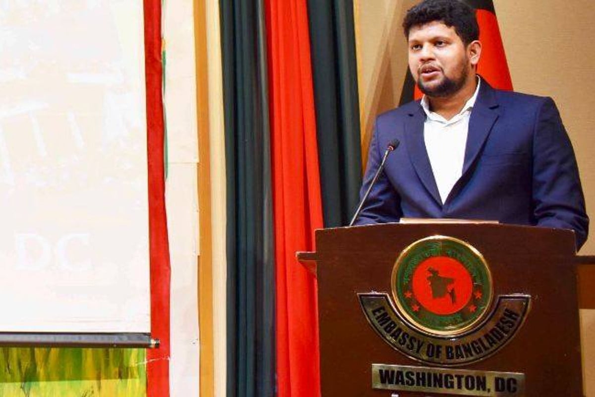 ফ্যাসিস্ট হাসিনার নৃশংসতার প্রতিবাদে জেগে ওঠে ছাত্র-জনতা : মাহফুজ আলম