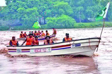 বাঁধ খুলে দিল ভারত