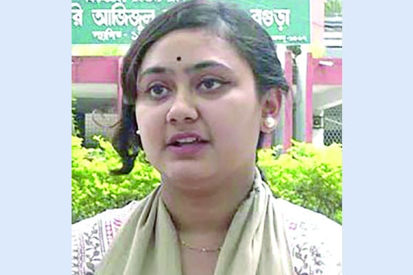 লোকগীতিতে দেশসেরা হলেন অনসূয়া