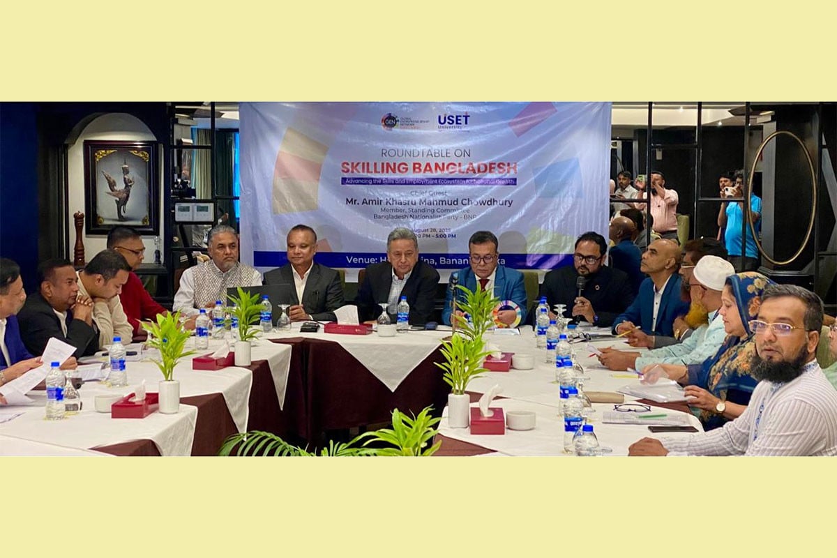 ১৮ মাসে ১ কোটি চাকরি সৃষ্টিতে বিএনপির পূর্ণ প্রস্তুতি রয়েছে : আমীর খসরু