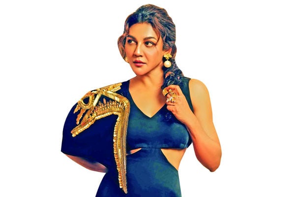 ফের মোহনীয়রূপে জয়া
