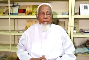 রাজশাহীর প্রবীণ সংবাদপত্র এজেন্ট হেকমত উল্লাহ মারা গেছেন