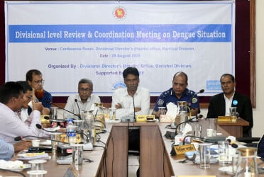 ডেঙ্গু প্রতিরোধে টিকা কার্যক্রম চালুর সুপারিশ