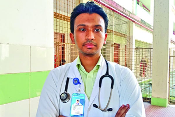 রোগীদের জন্য ১৭ কোটি টাকার ওষুধ এনে দিলেন শীর্ষ শ্রেয়ান