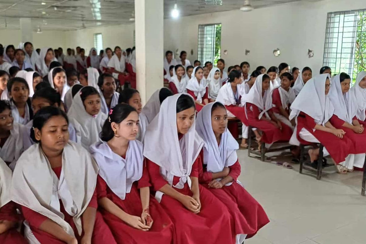 বসুন্ধরা শুভসংঘের উদ্যোগে স্কুল শিক্ষার্থীদের মানসিক স্বাস্থ্য বিকাশে কর্মশালা
