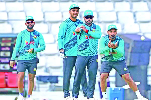 নেদারল্যান্ডসকে ছোট করে দেখছেন না সিমন্স