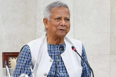 নুরের চিকিৎসার খোঁজ নিলেন প্রধান উপদেষ্টা
