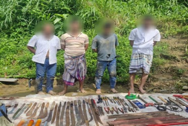 সীতাকুণ্ডে অস্ত্র তৈরির কারখানার সন্ধান, গ্রেফতার ৪