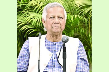 ফেব্রুয়ারিতে ভোটে অনড় সরকার