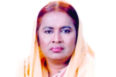 আলো ছড়াচ্ছে রোগীর সেবায়