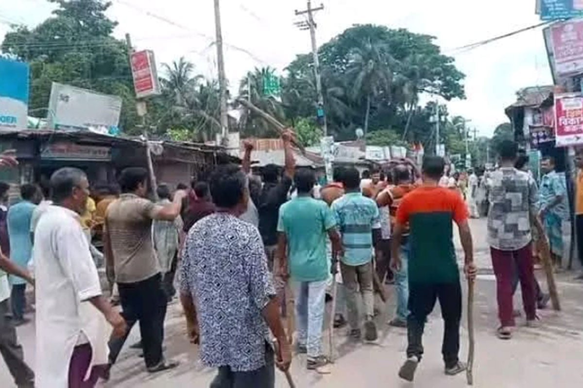 সাদুল্লাপুরে বিএনপির দুই গ্রুপের সংঘর্ষে আহত ১০