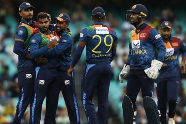 ম্যাচ জিতেও জরিমানার মুখোমুখি শ্রীলঙ্কা